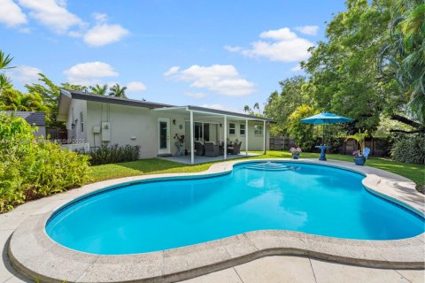 House in Palmetto Bay, Florida 3 bedrooms, 160.54 sq.m. № 1766306 - photo 21