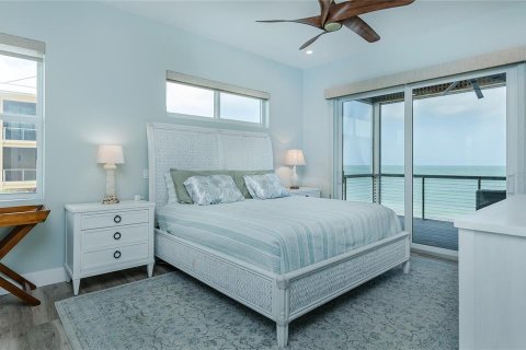 House in Captiva, Florida 4 bedrooms, 196.49 sq.m. № 1684946 - photo 28