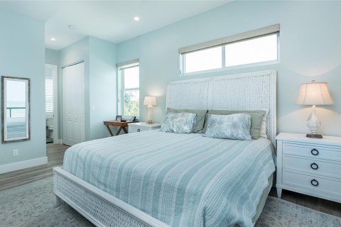 House in Captiva, Florida 4 bedrooms, 196.49 sq.m. № 1684946 - photo 29