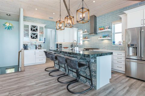 House in Captiva, Florida 4 bedrooms, 196.49 sq.m. № 1684946 - photo 22