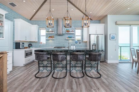 House in Captiva, Florida 4 bedrooms, 196.49 sq.m. № 1684946 - photo 23