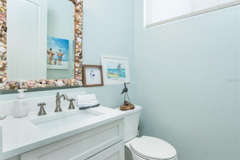 House in Captiva, Florida 4 bedrooms, 196.49 sq.m. № 1684946 - photo 26