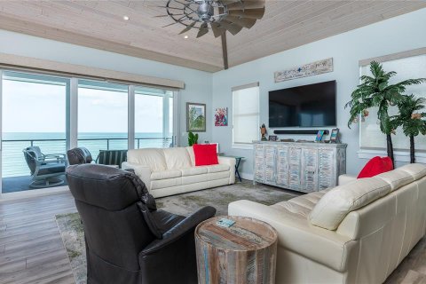 House in Captiva, Florida 4 bedrooms, 196.49 sq.m. № 1684946 - photo 20