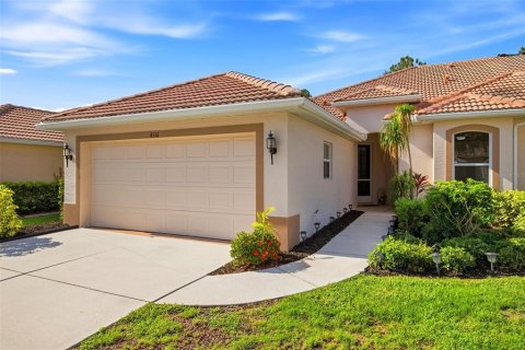 Villa ou maison à vendre à Sarasota, Floride: 2 chambres, 179.3 m2 № 2233726 - photo 2