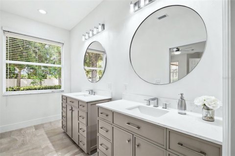 Villa ou maison à vendre à Sarasota, Floride: 2 chambres, 179.3 m2 № 2233726 - photo 26