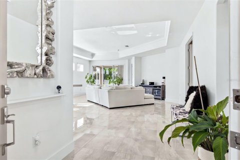 Villa ou maison à vendre à Sarasota, Floride: 2 chambres, 179.3 m2 № 2233726 - photo 4