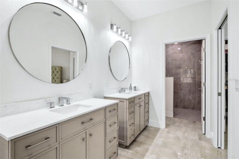 Villa ou maison à vendre à Sarasota, Floride: 2 chambres, 179.3 m2 № 2233726 - photo 27