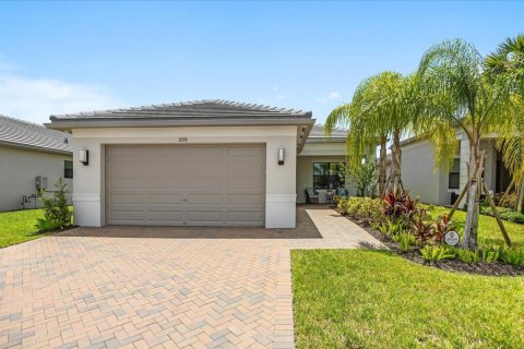 Casa en venta en Port St. Lucie, Florida, 3 dormitorios, 198.44 m2 № 2315704 - foto 3