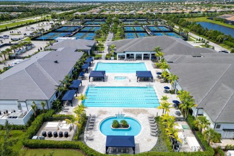 Casa en venta en Port St. Lucie, Florida, 3 dormitorios, 198.44 m2 № 2315704 - foto 29
