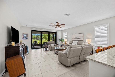 Casa en venta en Port St. Lucie, Florida, 3 dormitorios, 198.44 m2 № 2315704 - foto 9