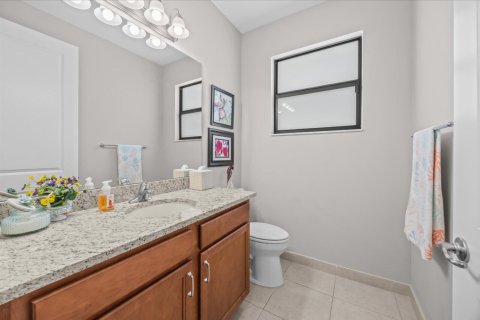 Casa en venta en Port St. Lucie, Florida, 3 dormitorios, 198.44 m2 № 2315704 - foto 16