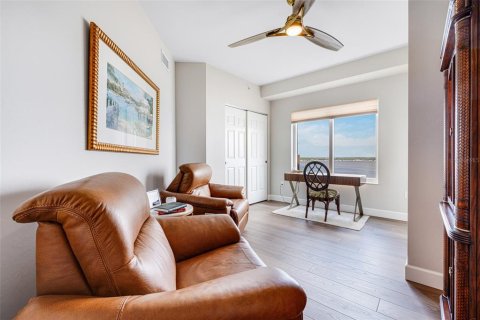Condo in Fort Myers, Florida, 3 bedrooms  № 1609901 - photo 22