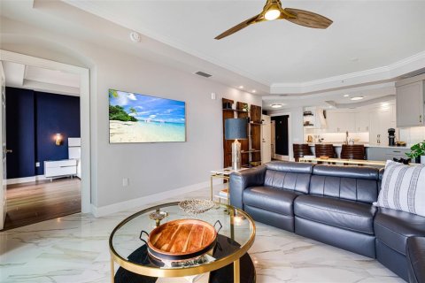 Condo in Fort Myers, Florida, 3 bedrooms  № 1609901 - photo 12