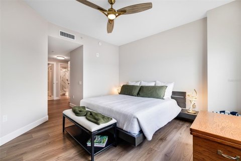Condo in Fort Myers, Florida, 3 bedrooms  № 1609901 - photo 28