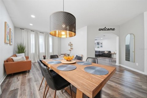 Villa ou maison à vendre à Davenport, Floride: 5 chambres, 221.2 m2 № 2310424 - photo 8