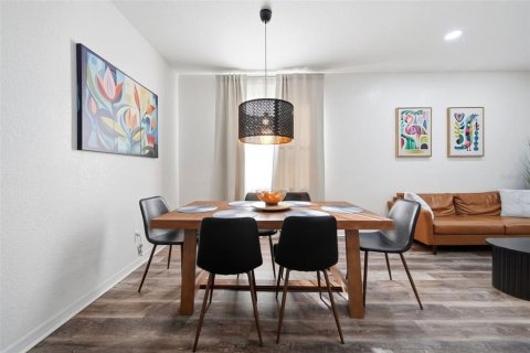 Villa ou maison à vendre à Davenport, Floride: 5 chambres, 221.2 m2 № 2310424 - photo 6