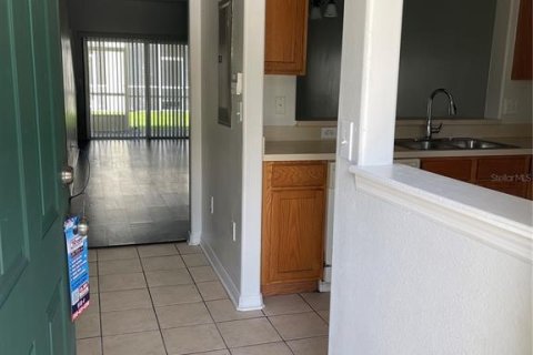 Touwnhouse à louer à Tampa, Floride: 2 chambres, 149.2 m2 № 2156420 - photo 2