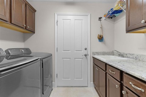 Casa en venta en The Villages, Florida, 3 dormitorios, 203.64 m2 № 2203633 - foto 26