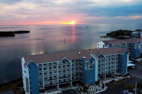Condo à Port Richey, Floride, 2 chambres № 2259159