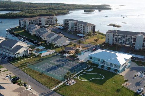 Copropriété à vendre à Port Richey, Floride: 2 chambres, 95.22 m2 № 2259159 - photo 25