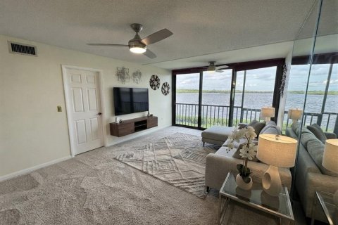 Copropriété à vendre à Port Richey, Floride: 2 chambres, 95.22 m2 № 2259159 - photo 5