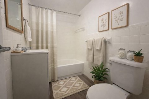 Appartement à louer à Miami, Floride: 2949.65 m2 № 2058908 - photo 7