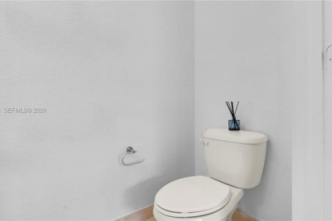 Снять в аренду таунхаус в Мирамар, Флорида 3 спальни, 116.22м2, № 2007876 - фото 15