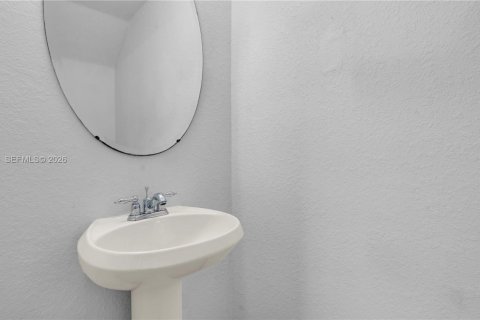 Снять в аренду таунхаус в Мирамар, Флорида 3 спальни, 116.22м2, № 2007876 - фото 14