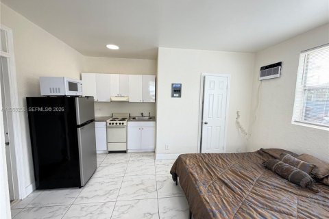 Appartement à louer à Hallandale Beach, Floride: 27.87 m2 № 2028118 - photo 5