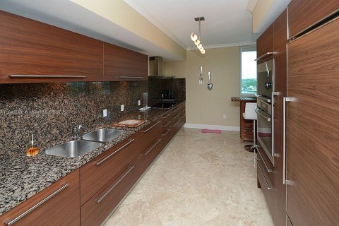 Condominio en alquiler en Fort Lauderdale, Florida, 2 dormitorios, 176.98 m2 № 1939810 - foto 12