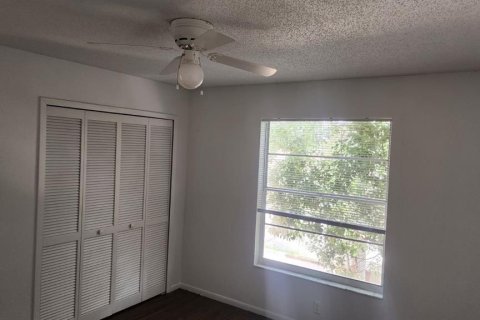 Casa en alquiler en Orlando, Florida, 3 dormitorios, 141.4 m2 № 1868835 - foto 21