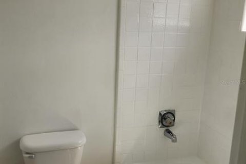 Casa en alquiler en Orlando, Florida, 3 dormitorios, 141.4 m2 № 1868835 - foto 24