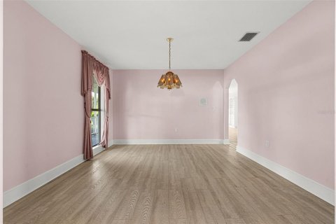 House in Palmetto, Florida 3 bedrooms, 292.64 sq.m. № 2330171 - photo 15
