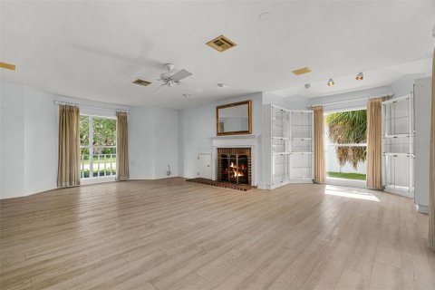 House in Palmetto, Florida 3 bedrooms, 292.64 sq.m. № 2330171 - photo 17