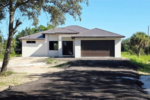 Дом в Клуистон, Флорида 3 спальни, 141.77м2 № 2006603