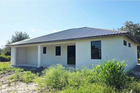 Купить виллу или дом в Клуистон, Флорида 3 спальни, 141.77м2, № 2006603 - фото 8