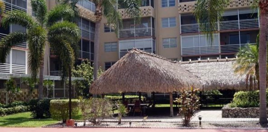 Condo in Plantation, Florida, 2 bedrooms № 1091825