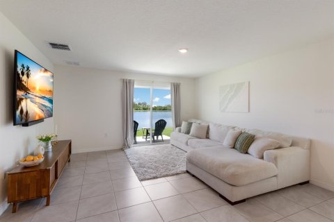 Casa en venta en Bradenton, Florida, 5 dormitorios, 225.57 m2 № 1872917 - foto 13