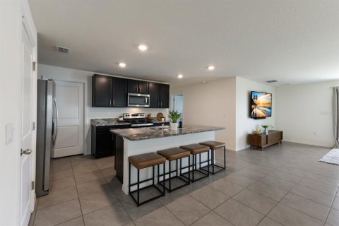 Casa en venta en Bradenton, Florida, 5 dormitorios, 225.57 m2 № 1872917 - foto 7