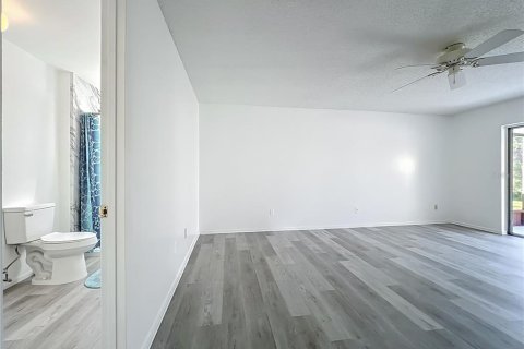 House in Orlando, Florida 3 bedrooms, 146.41 sq.m. № 2213056 - photo 29