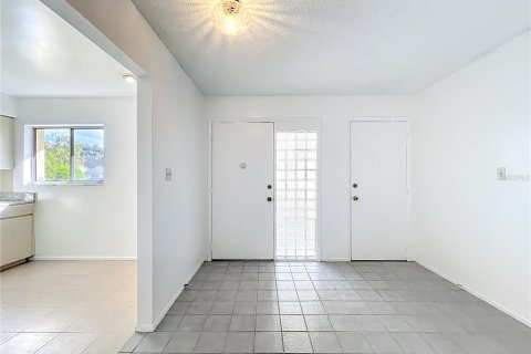 House in Orlando, Florida 3 bedrooms, 146.41 sq.m. № 2213056 - photo 19