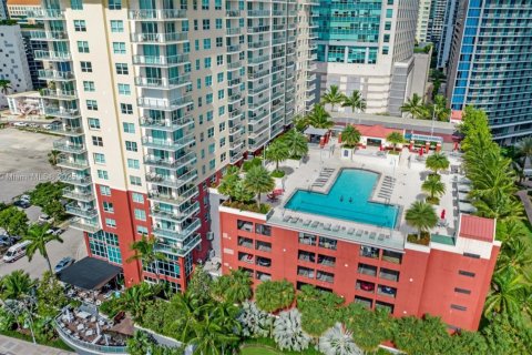 Купить кондоминиум в Майами, Флорида 2 спальни, 105.91м2, № 2018514 - фото 4