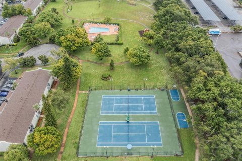 Townhouse in Tampa, Florida 2 bedrooms, 96.99 sq.m. № 1849973 - photo 18