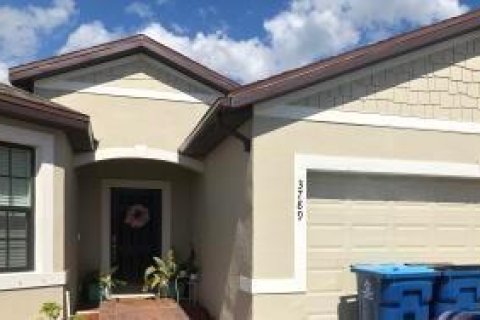Villa ou maison à louer à Palm Bay, Floride: 3 chambres, 161.46 m2 № 2276976 - photo 20