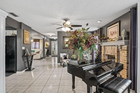 Casa en venta en Orlando, Florida, 4 dormitorios, 203.92 m2 № 1844566 - foto 26