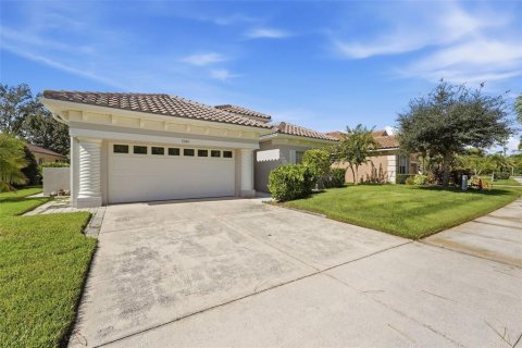 Villa ou maison à vendre à North Port, Floride: 3 chambres, 201.78 m2 № 2427541 - photo 2