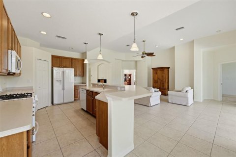 Villa ou maison à vendre à North Port, Floride: 3 chambres, 201.78 m2 № 2427541 - photo 16