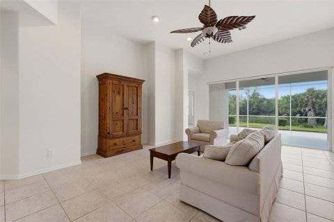 Villa ou maison à vendre à North Port, Floride: 3 chambres, 201.78 m2 № 2427541 - photo 18