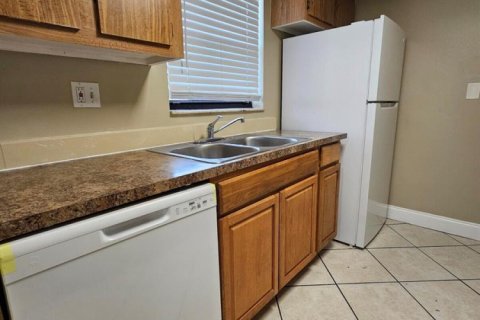 Copropriété à louer à West Palm Beach, Floride: 1 chambre, 72 m2 № 2406089 - photo 6