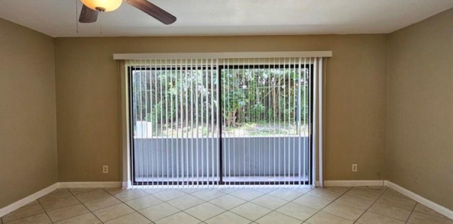 Condo à West Palm Beach, Floride, 1 chambre  № 2406089